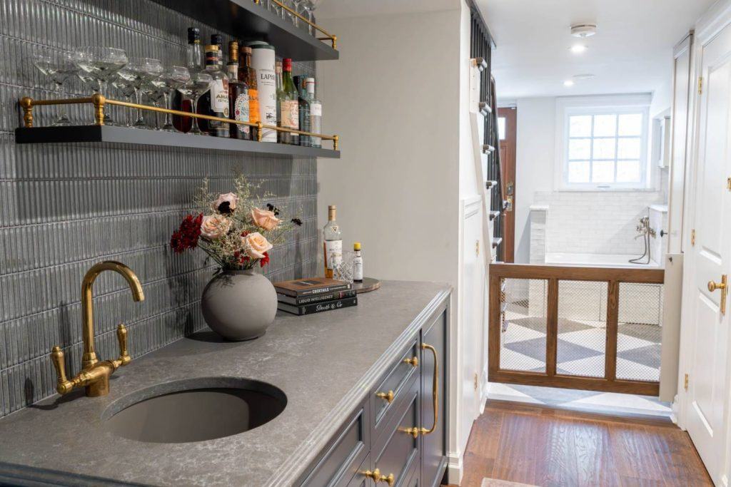a kitchen with a sink and a counter top